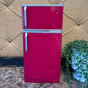 2007 Tomland doll fridge
